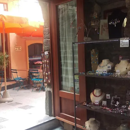 アフィッタカメレ ローランド 3*