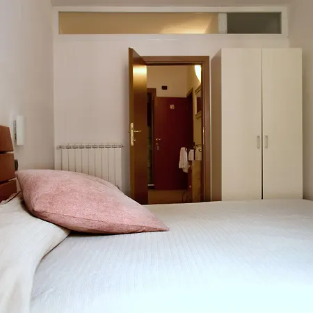 Πανσιόν Rollando 3*