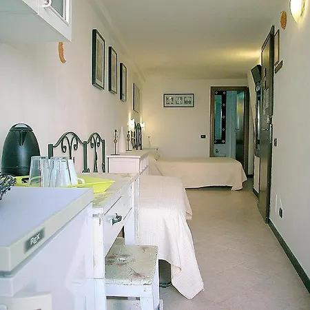 Rollando Πανσιόν Βερνάτσα