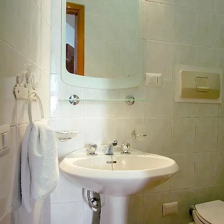 Πανσιόν Rollando Βερνάτσα