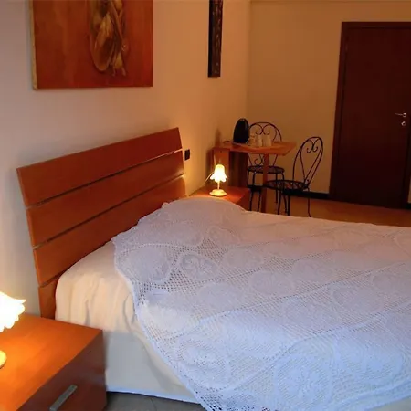 Rollando 3* Βερνάτσα