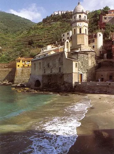 Rollando Guest house