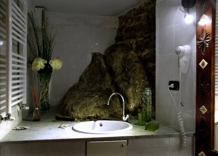 Rollando Guest house 3*